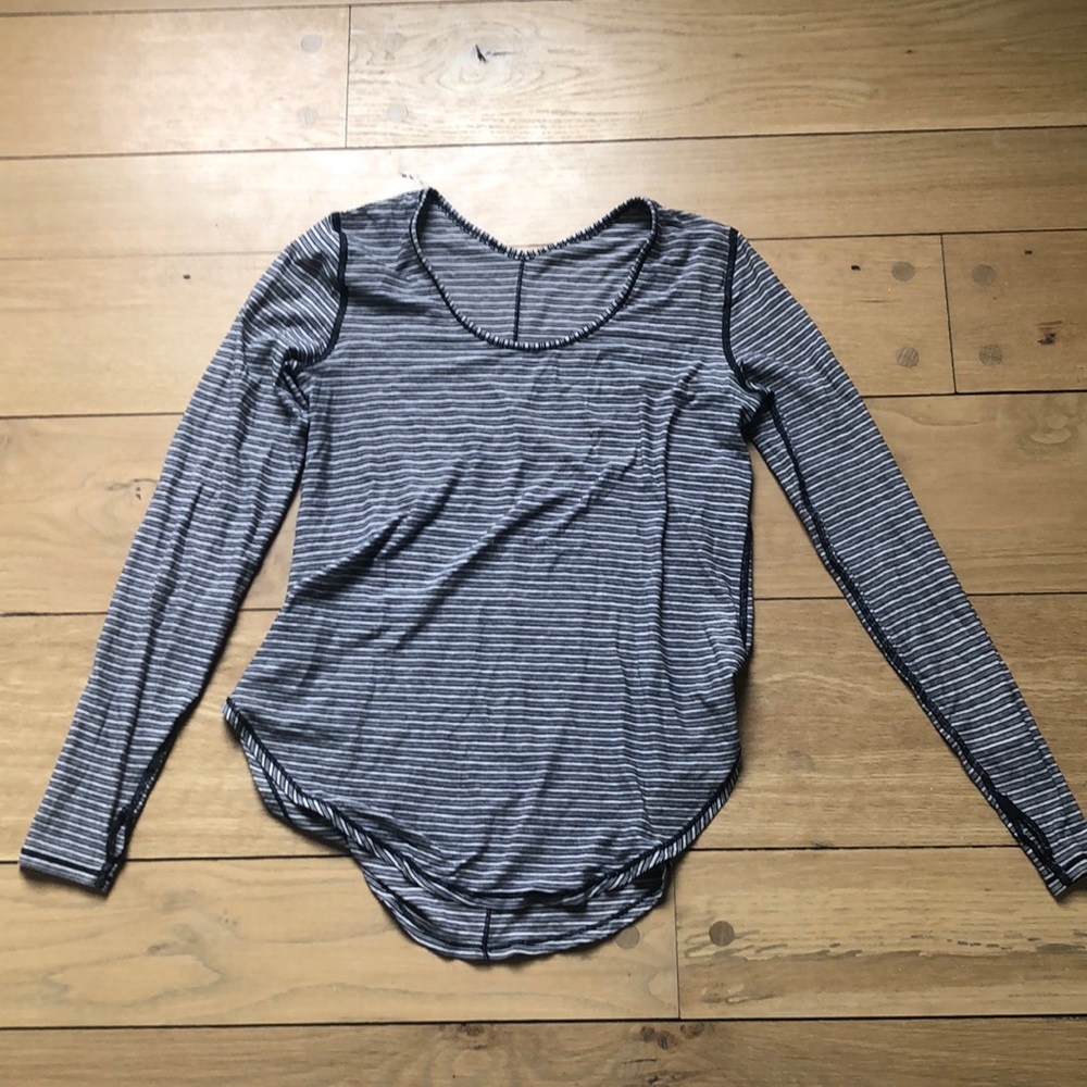 Lululemon oversized long sleeve